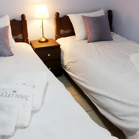 Alkinoos -inspiring Living In Meteora -3bd