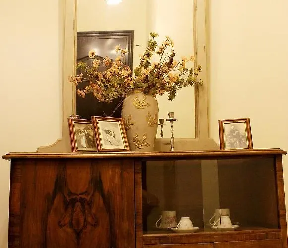 Alkinoos -inspiring Living In Meteora -3bd カランバカ