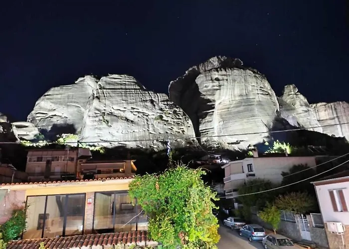 Alkinoos -inspiring Living In Meteora -3bd アパート